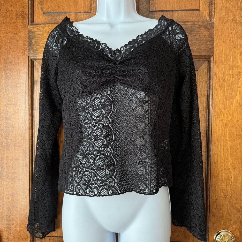 GLG- Good Luck Gem Black Lace Pullover Top w/Flared Sleeves X-Large